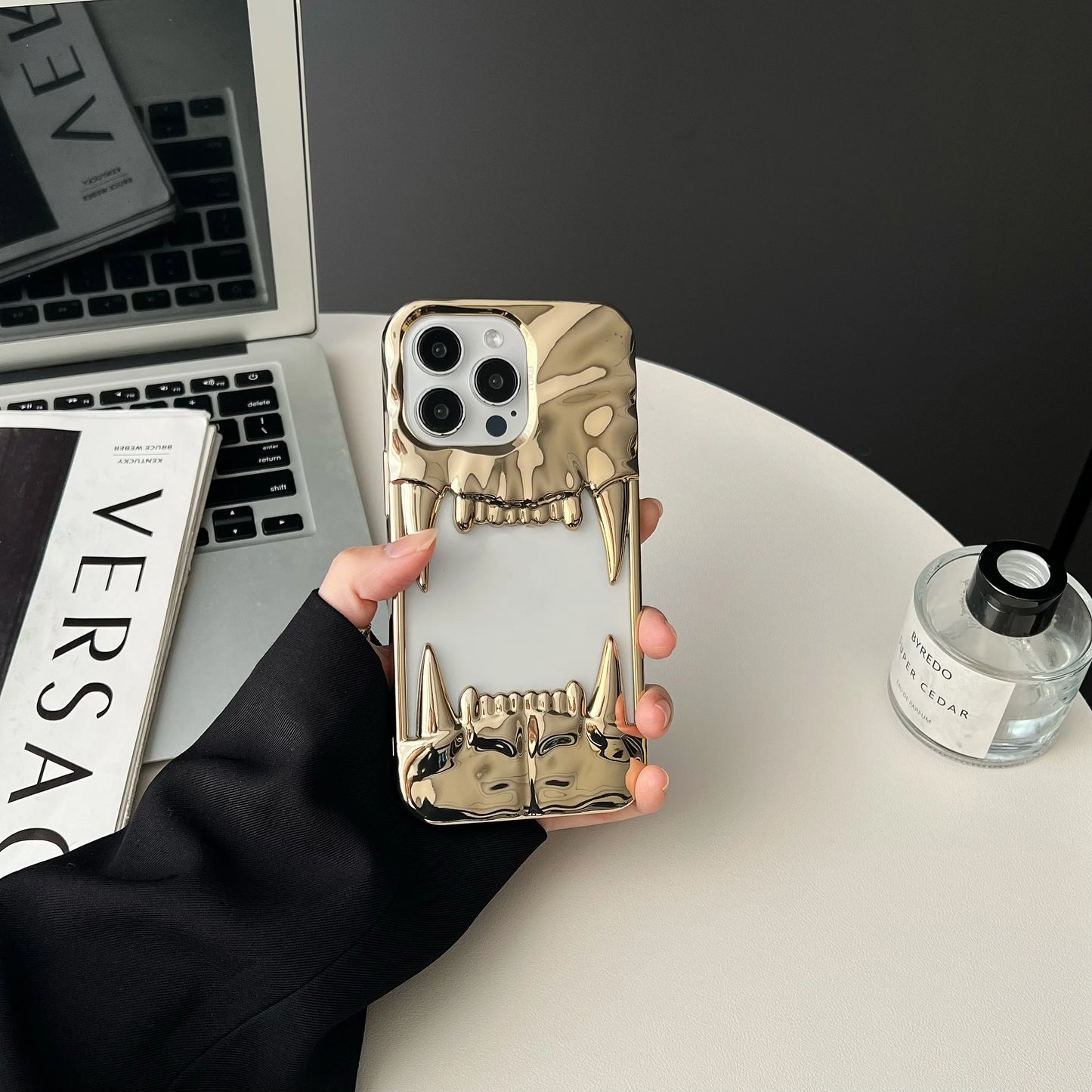 Vampire Case (NEW)